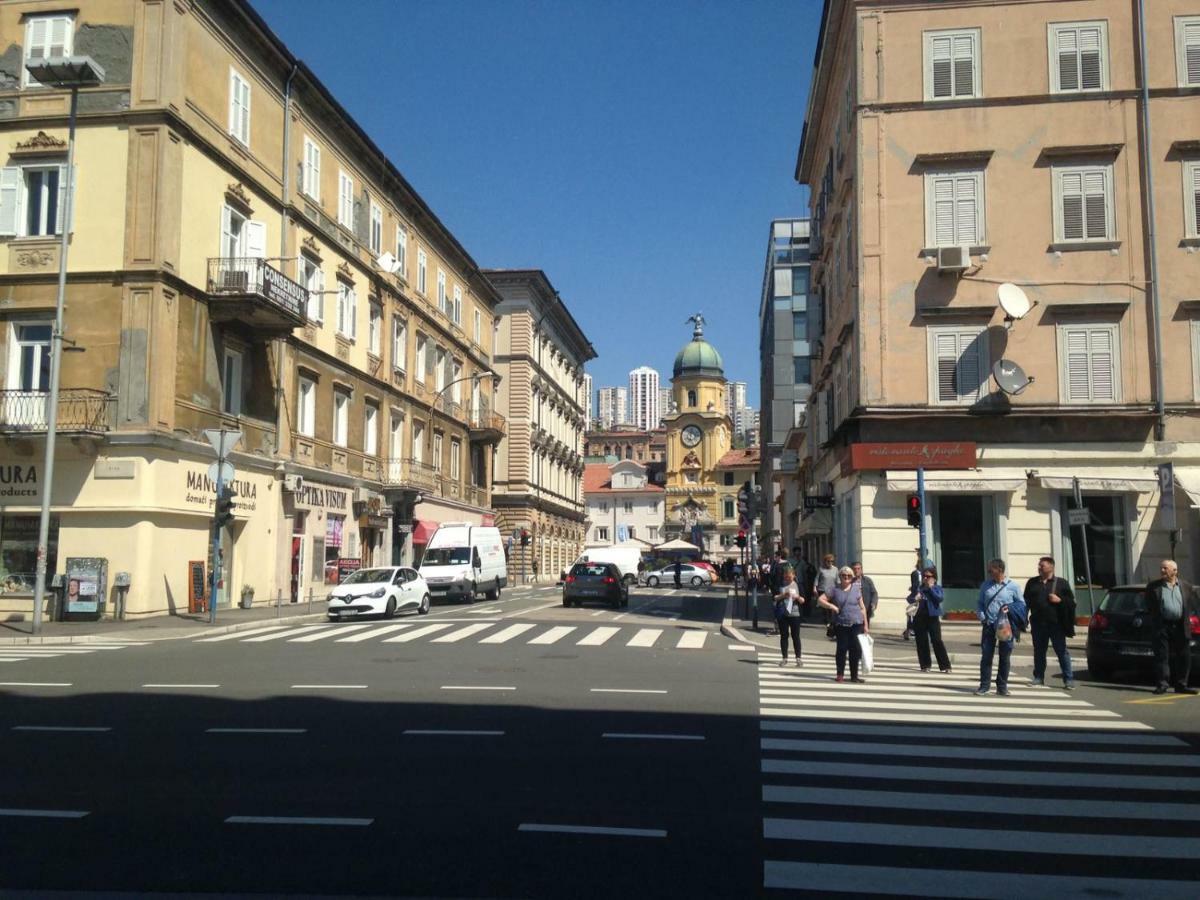 Studio Apartment Diana Rijeka Ngoại thất bức ảnh